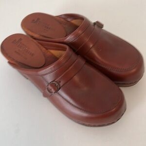 Fredelle Boutique Vintage Leather Clogs Size 7